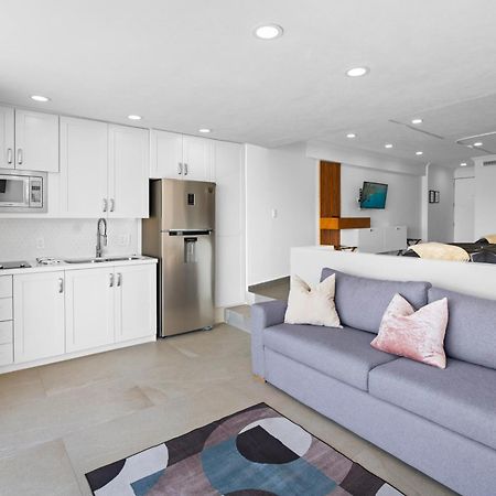 Luxury Condo Just Steps Away From The Beach! بويرتو فالارتا المظهر الخارجي الصورة
