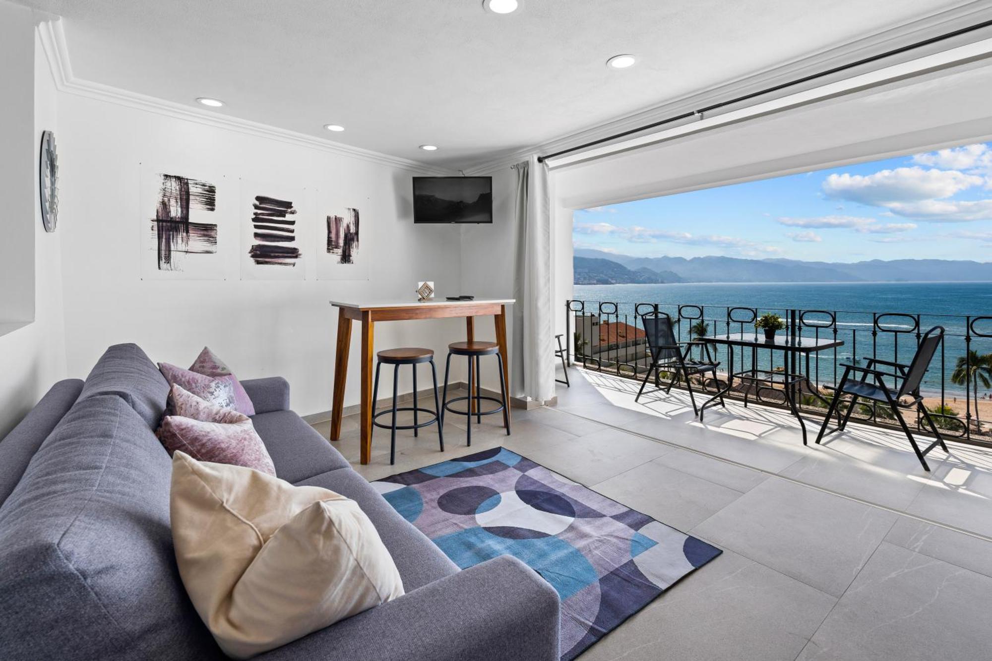 Luxury Condo Just Steps Away From The Beach! بويرتو فالارتا المظهر الخارجي الصورة